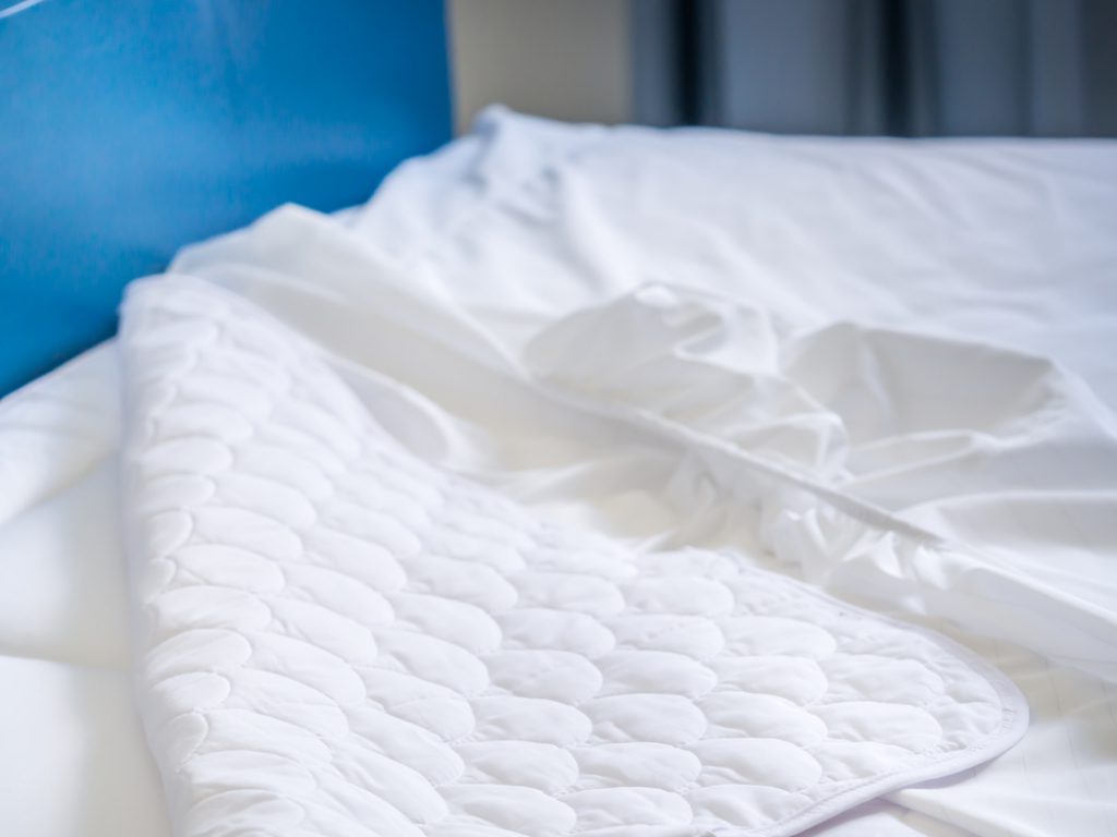 Produit anti-acarien : housse, matelas, naturel, comment traiter son lit ?